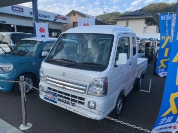 展示車では中々ないです！